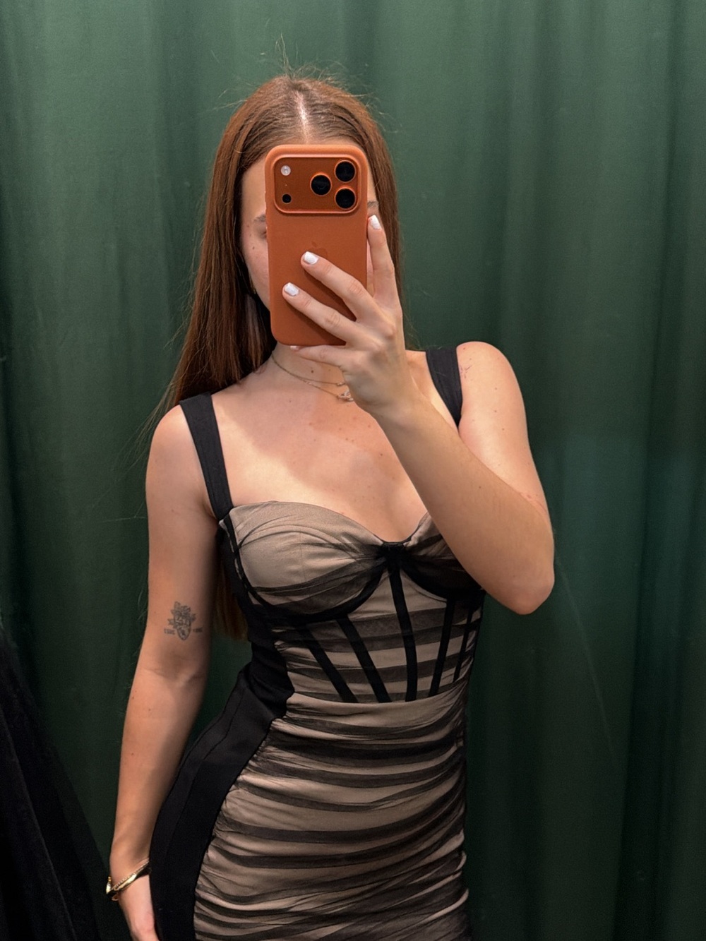 Queenia midi dress